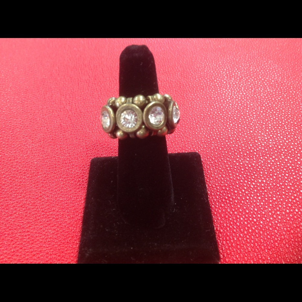 Gorgeous Metallic Stretchy Statement Ring - image 1